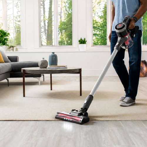 HOOVER CORDLESS VACUUM LED DISPLAY FOR CONVENIENT CLEANING