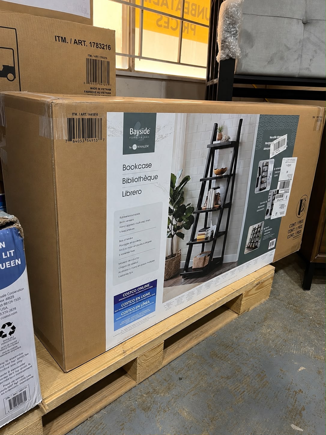 LADDER BOOKCASE